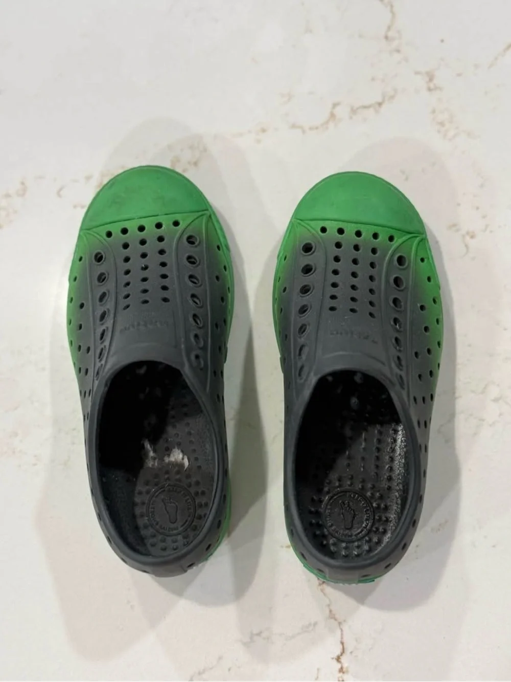 Native Shoes Jefferson Kids Slip On Water Shoes Green Grey Ombre C10